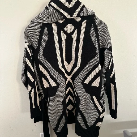 Ralph Lauren Black and White Patterned Cardigan - Picture 3 of 4